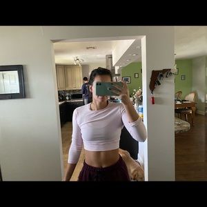 Lululemon long sleeve, mesh back crop top!